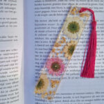 Boekenlegger - Oranje bloemen achterkant